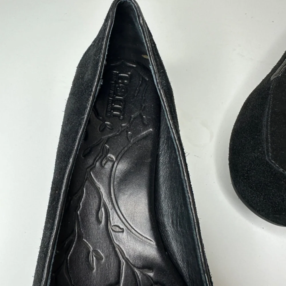 Born Shoes Women's 7.5 M Black Kary Loafer Tassel Flat Slip On Suede D84203‎